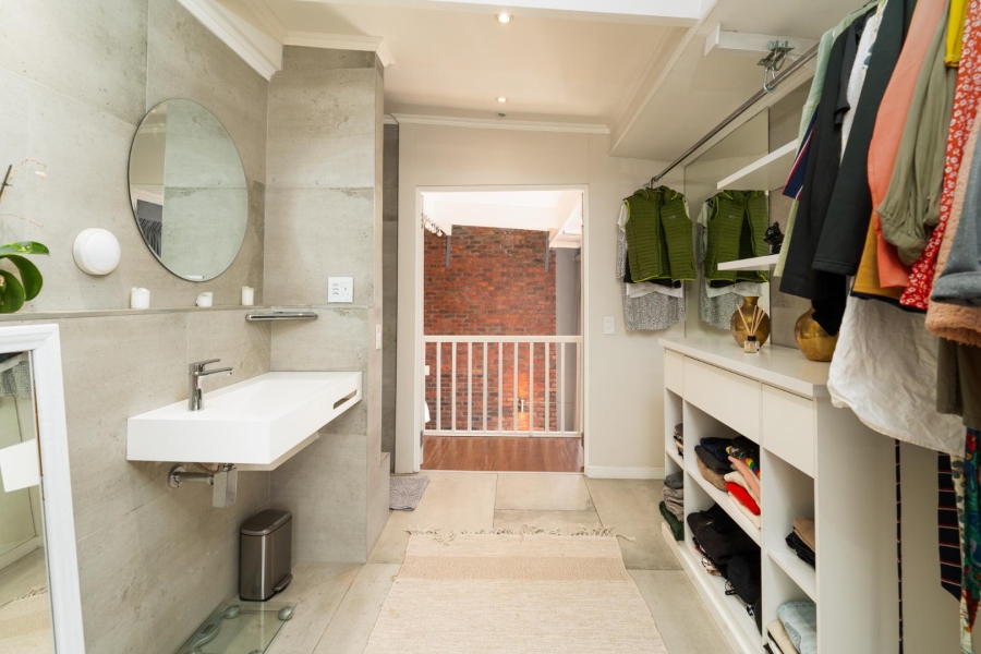2 Bedroom Property for Sale in Cape Town City Centre Western Cape